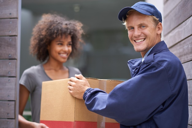 delivering direct your door shot courier making delivery smiling customer 590464 8843